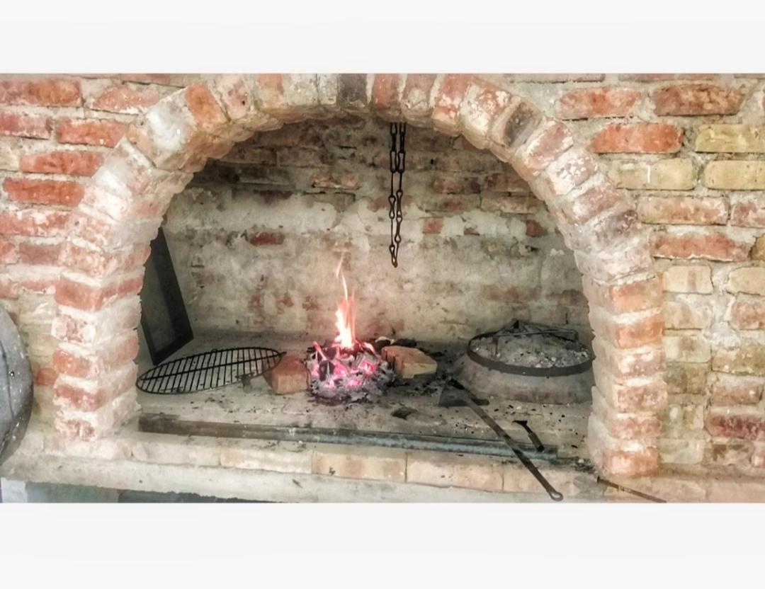 Konak Umoljani Bagian luar foto